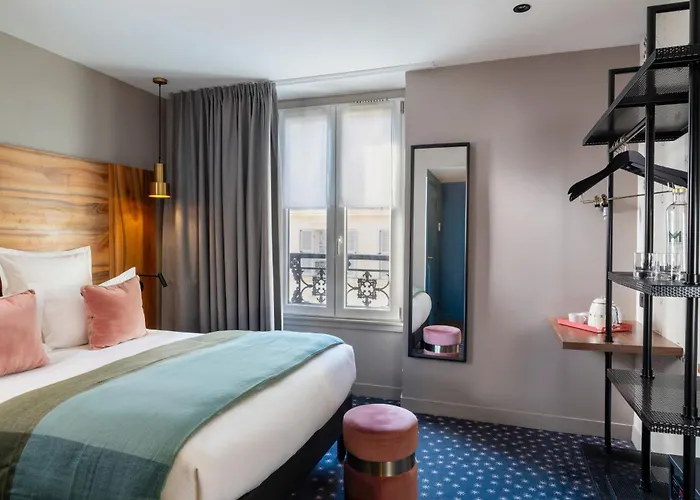 Otel Maxim Folies