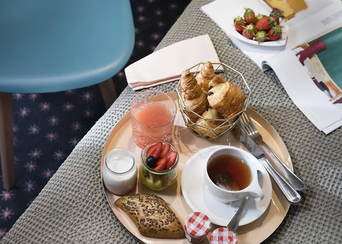 Maxim Folies Otel 3*