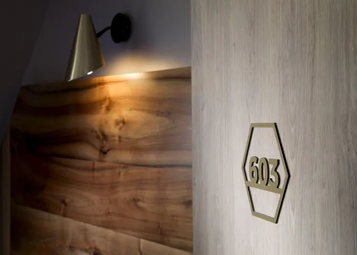 Otel Maxim Folies 3*