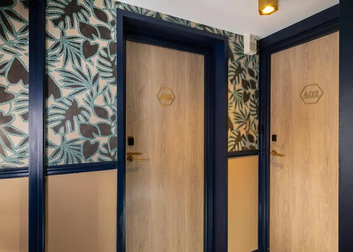 Maxim Folies Otel 3*