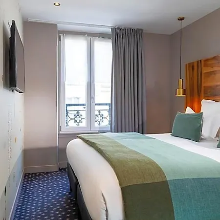 Hotel Maxim Folies 3*
