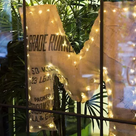 Maxim Folies Hotel 3*