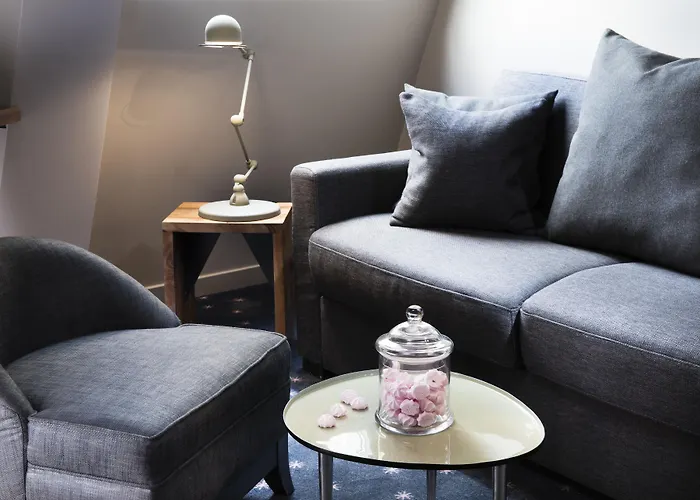 Hotel Maxim Folies 3*