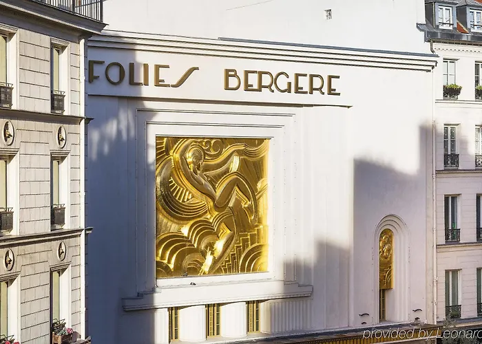 Maxim Folies Hotel Parijs