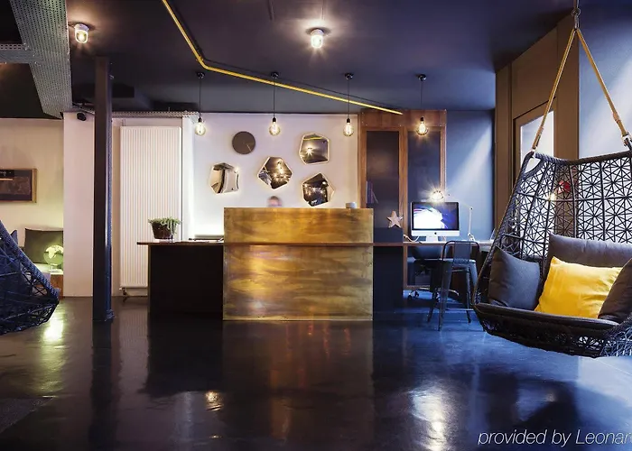 Maxim Folies Hotel Paris