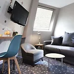 Maxim Folies Hotel
