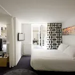 Maxim Folies Hotel 3*